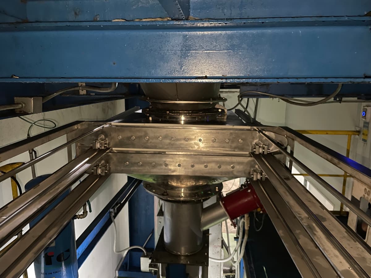 Auto Clean Magnet - 15